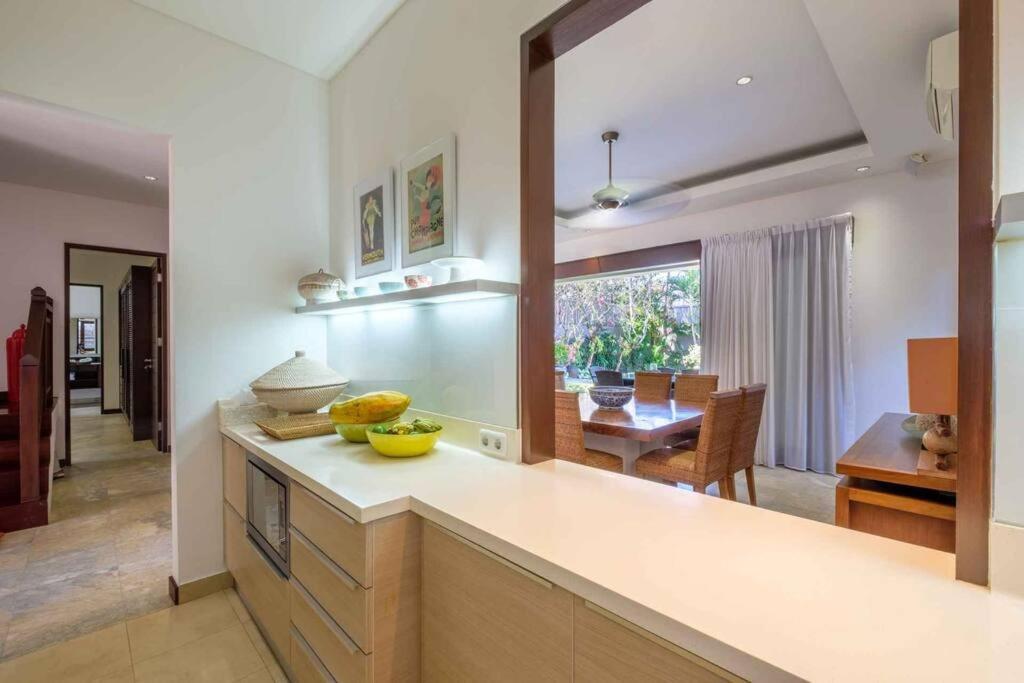 Kejora Beachfront Estate Sanur -Stunning Villa Eleven Exterior foto